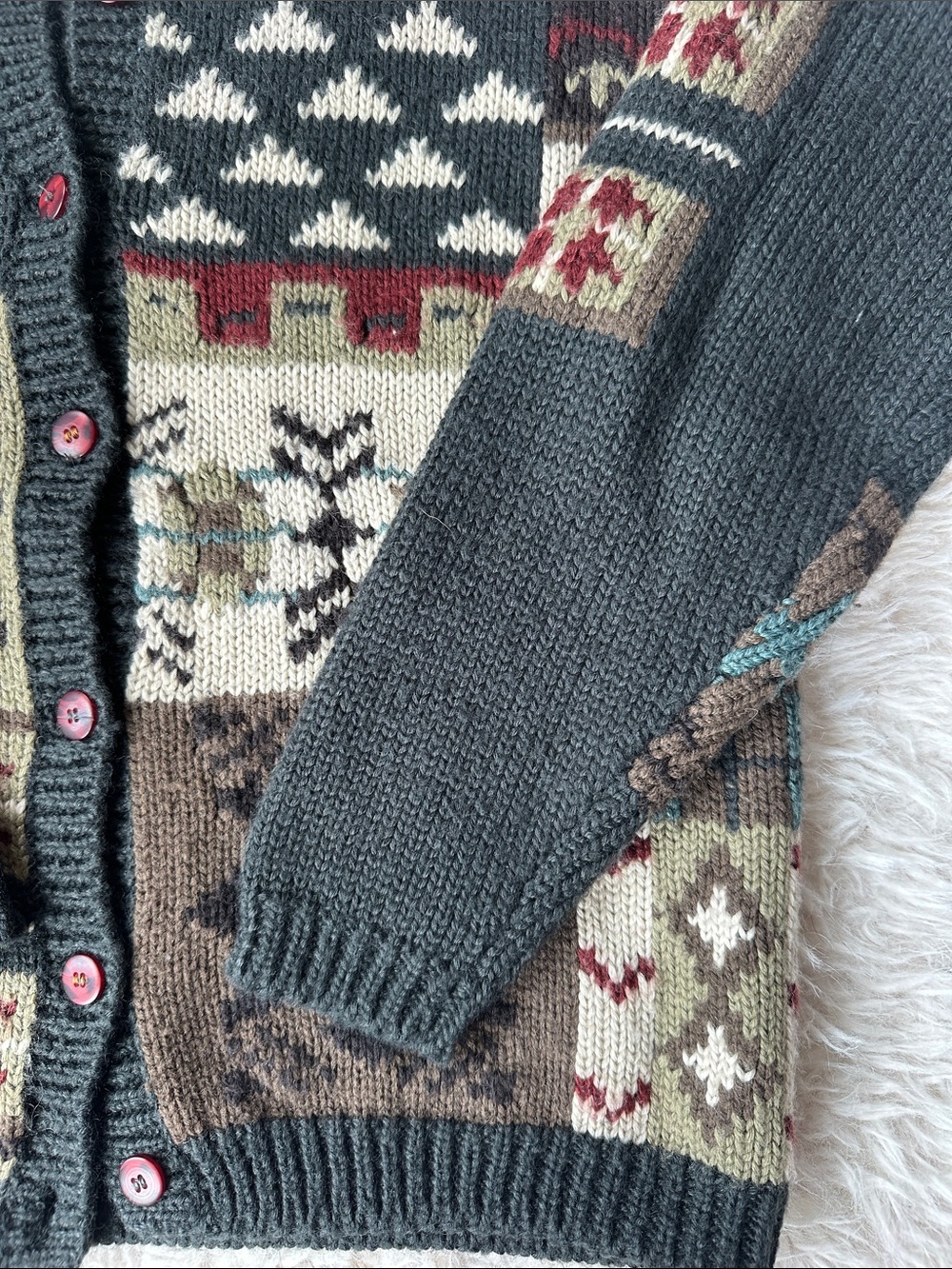 Patterned Knit Sweater with Multi-Color Geometric Design - Picture 3 of 5